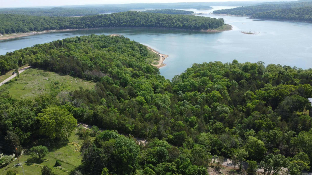 000 GREEN HAVEN ROAD, MOUNTAIN HOME, AR 72653, photo 1 of 50