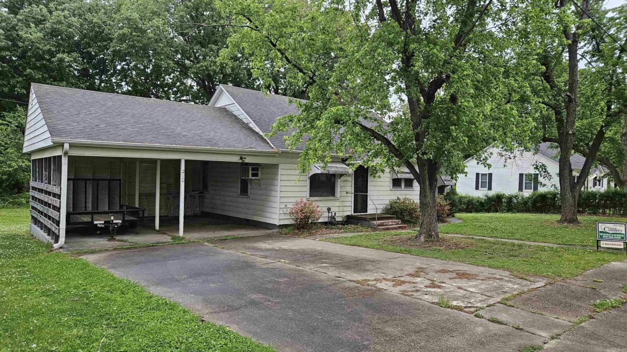 210 S VALLEY ST, RECTOR, AR 72461, photo 1