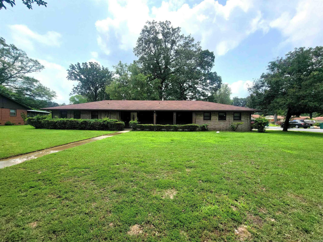 1920 W 31ST AVE, PINE BLUFF, AR 71603, photo 1 of 21