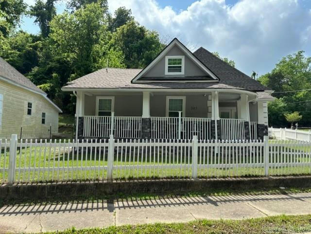 305 BOWER ST, HOT SPRINGS, AR 71901, photo 1 of 37